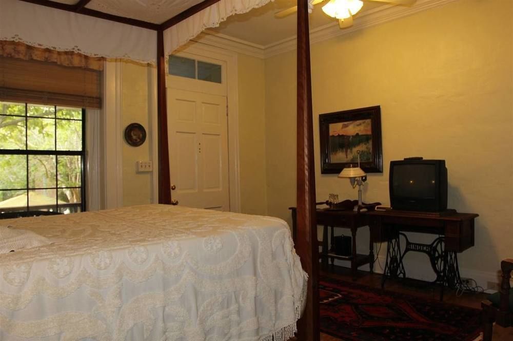 Corners Mansion Inn - A Bed And Breakfast Vicksburg Εξωτερικό φωτογραφία