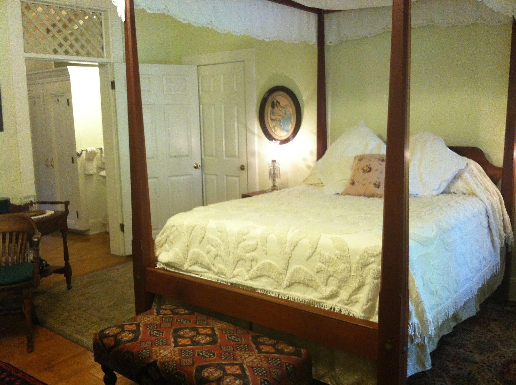 Corners Mansion Inn - A Bed And Breakfast Vicksburg Εξωτερικό φωτογραφία